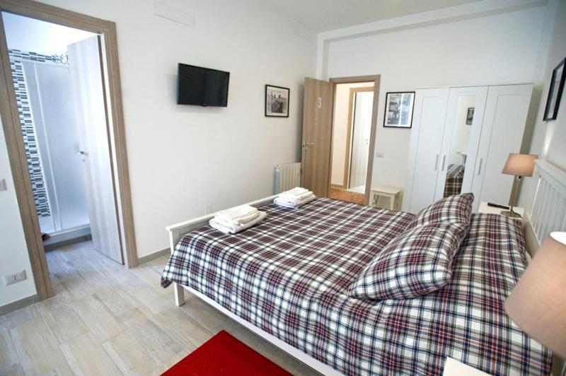 Fellini 3* Roma